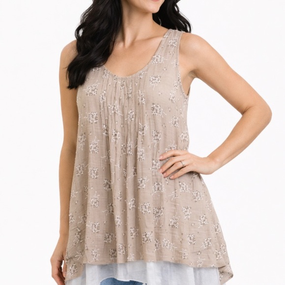 Papillon Tops - Papillon| Pleated front Asymmetrical Tunic